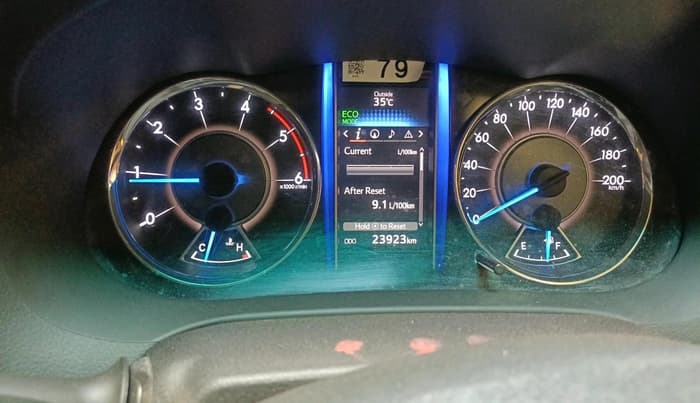 2017 Toyota Fortuner 2.8 4X2 MT, Diesel, Manual, 23,923 km, interior