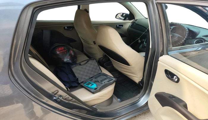 2011 Hyundai i10 MAGNA 1.2, Petrol, Manual, 47,336 km, interior