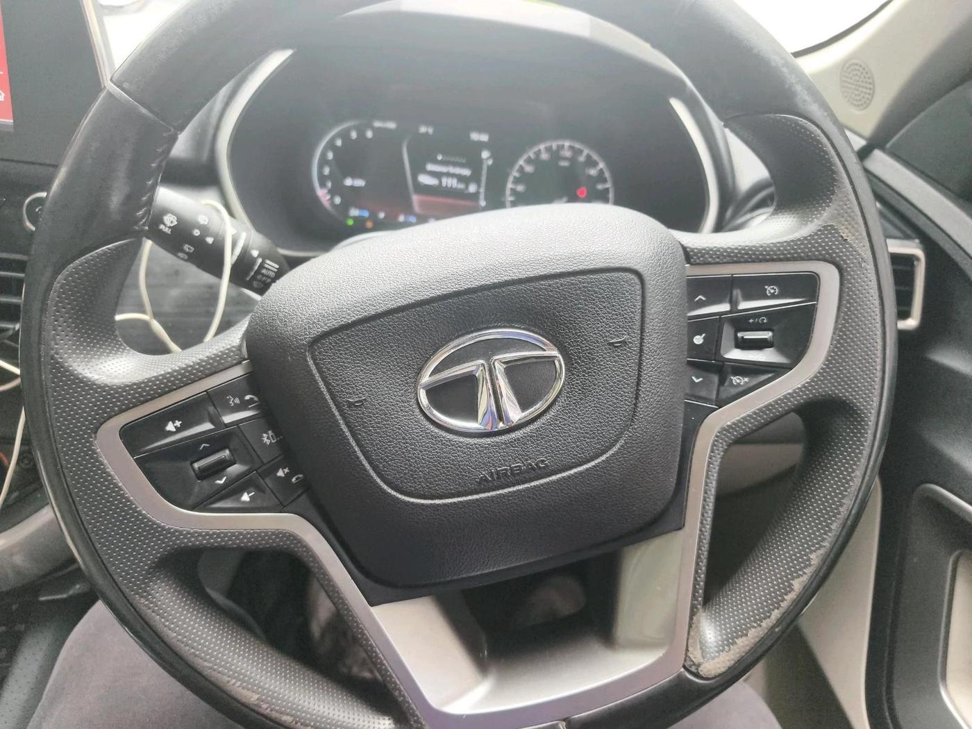 2021 Tata Safari XZ PLUS, Diesel, Manual, 89,717 km, interior