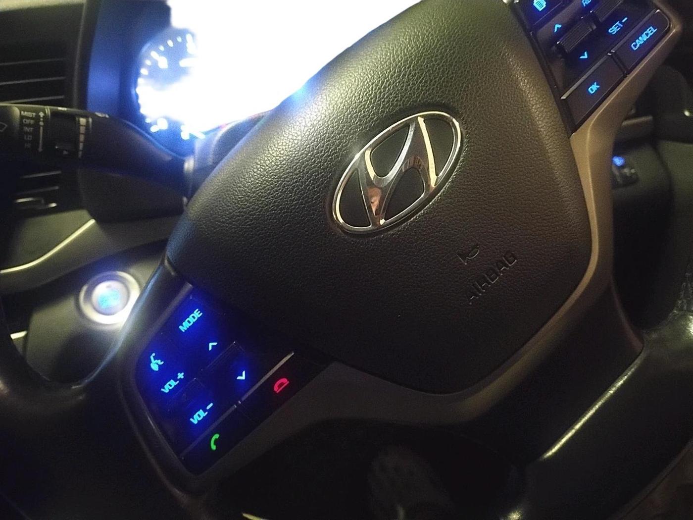 2016 Hyundai New Elantra 1.6 SX (O) AT DIESEL, Diesel, Automatic, 95,521 km, interior
