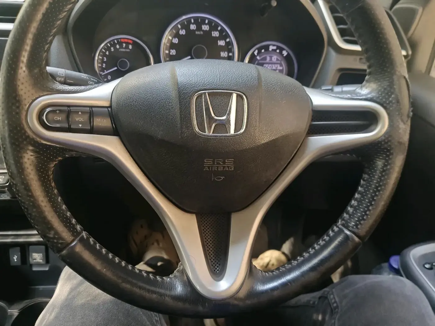 2017 Honda BR-V 1.5L I-VTEC VX, Petrol, Manual, 50,323 km, interior