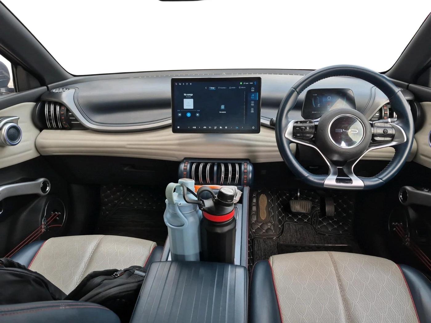 2022 BYD ATTO 3 EXTENDED RANGE, Electric, Automatic, 52,995 km, interior