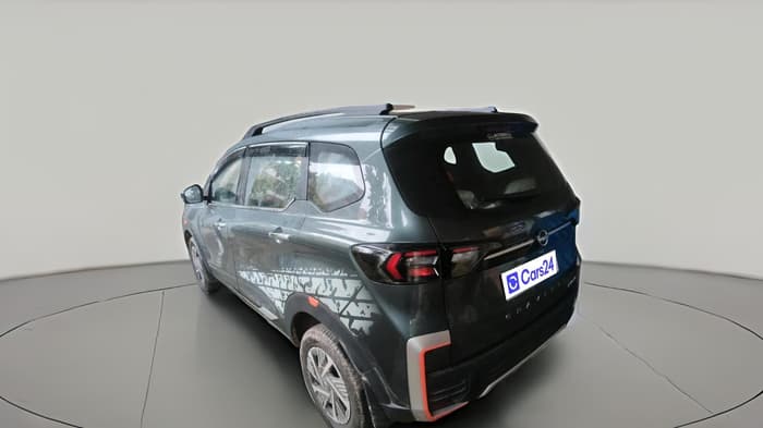 2026 Nissan Gravite Tekna Petrol 1.0L AMT, Petrol, Automatic, 673 km, exterior