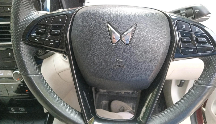 2024 Mahindra XUV 3XO AX7L 1.5 Turbo Diesel, Diesel, Manual, 50,045 km, interior