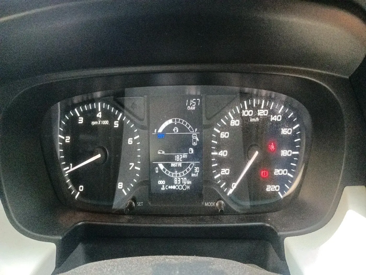 2022 Tata PUNCH PURE MT, Petrol, Manual, 8,370 km, interior
