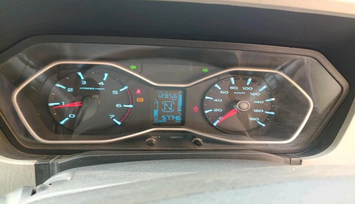 2018 Mahindra Scorpio S11 2WD, Diesel, Manual, 57,746 km, interior