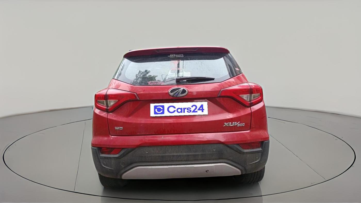 2020 Mahindra XUV300 W8 (O) 1.2 PETROL, Petrol, Manual, 74,959 km, exterior
