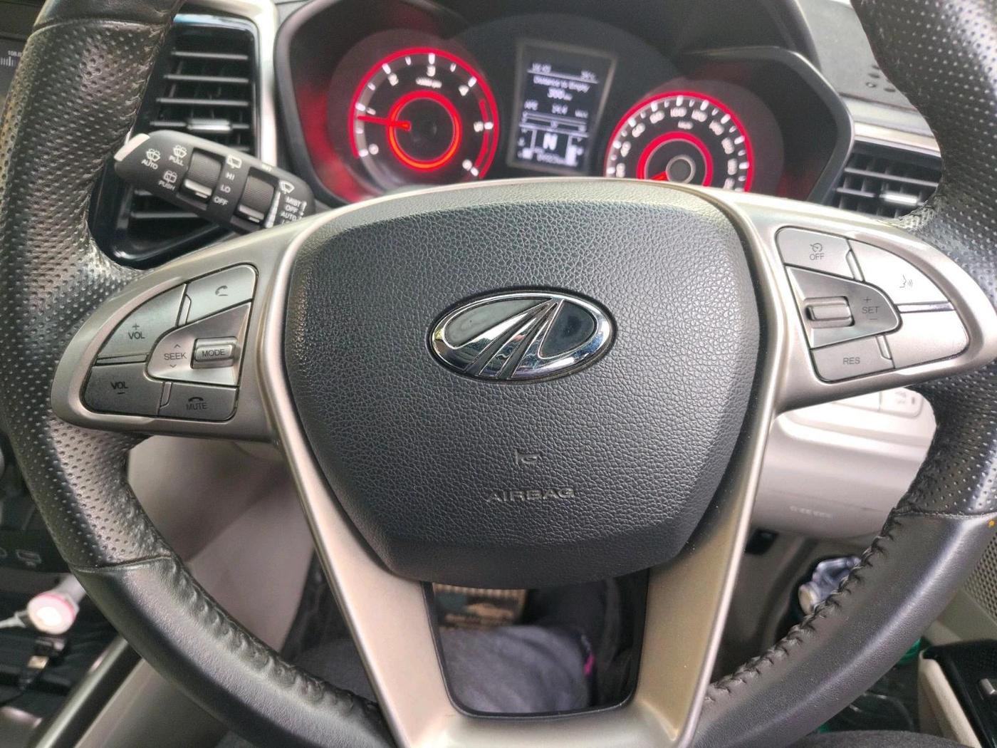 2021 Mahindra XUV300 W8 1.5 DIESEL AMT, Diesel, Automatic, 84,923 km, interior