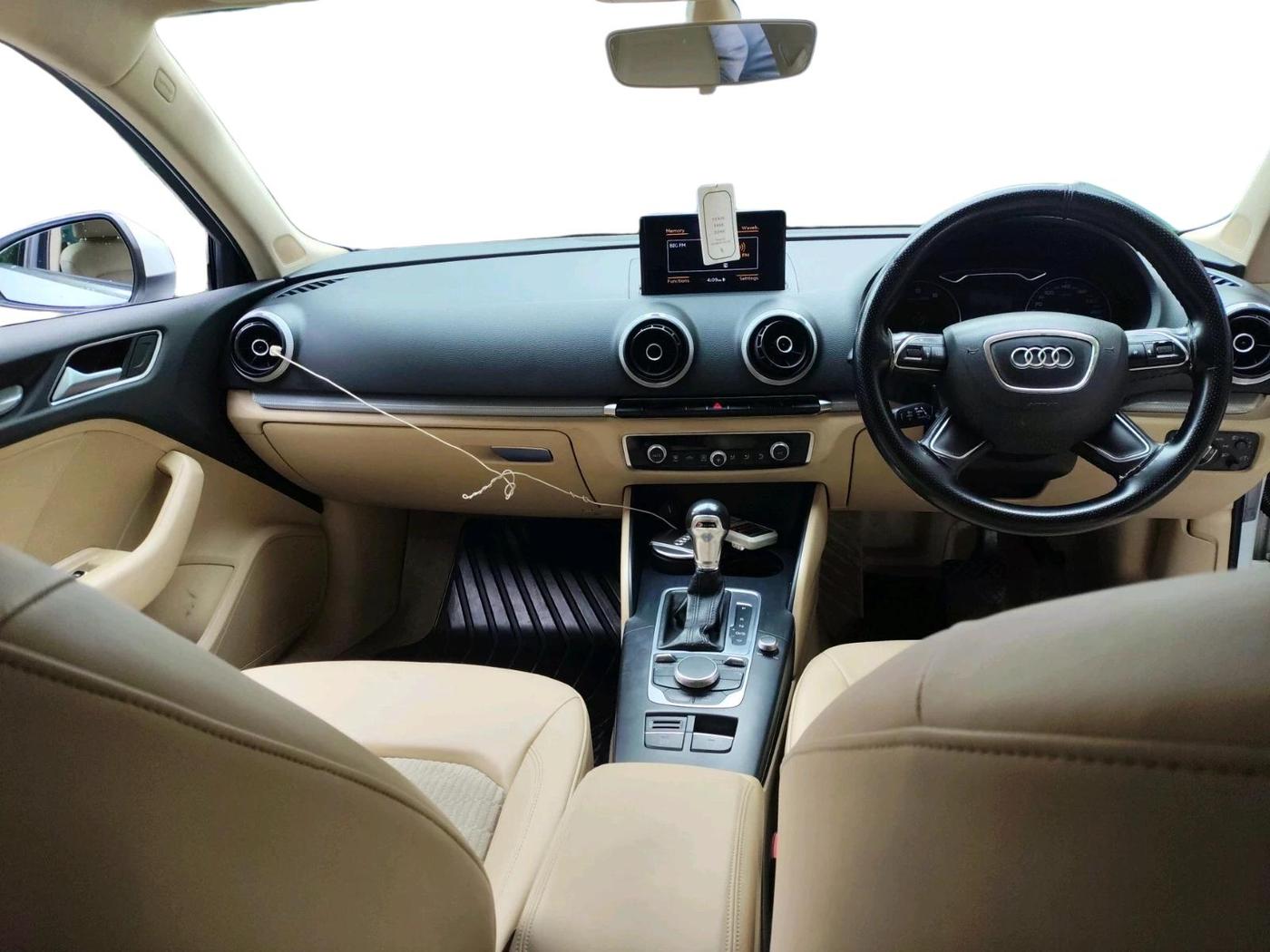 2016 Audi A3 40 TFSI PREMIUM, Petrol, Automatic, 40,292 km, interior