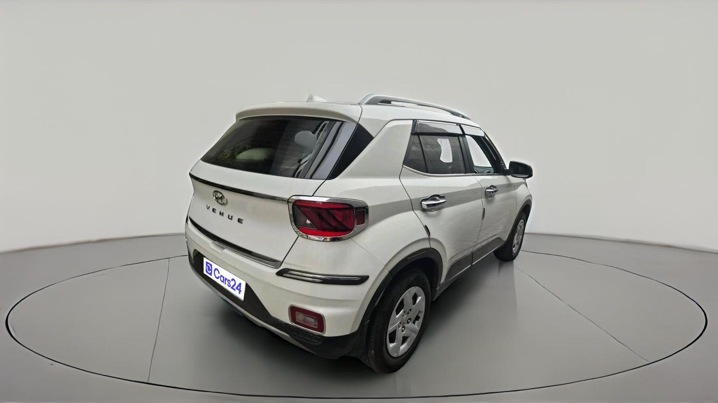 2021 Hyundai VENUE S+ 1.2, Petrol, Manual, 53,227 km, exterior