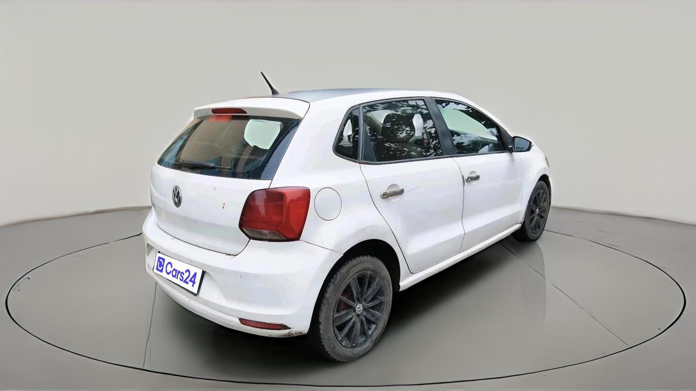 2016 Volkswagen Polo HIGHLINE1.2L, Petrol, Manual, 52,324 km, exterior