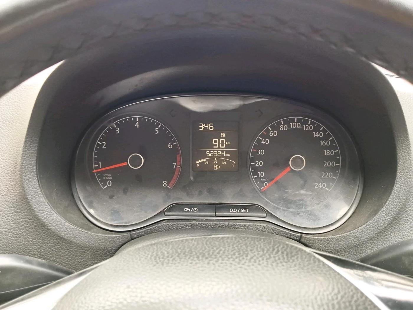 2016 Volkswagen Polo HIGHLINE1.2L, Petrol, Manual, 52,324 km, interior