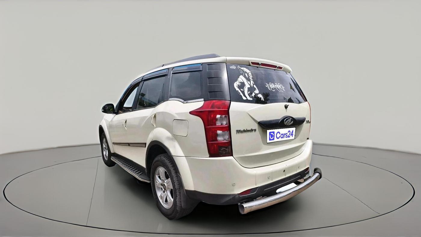 2015 Mahindra XUV500 W8, Diesel, Manual, 46,938 km, exterior