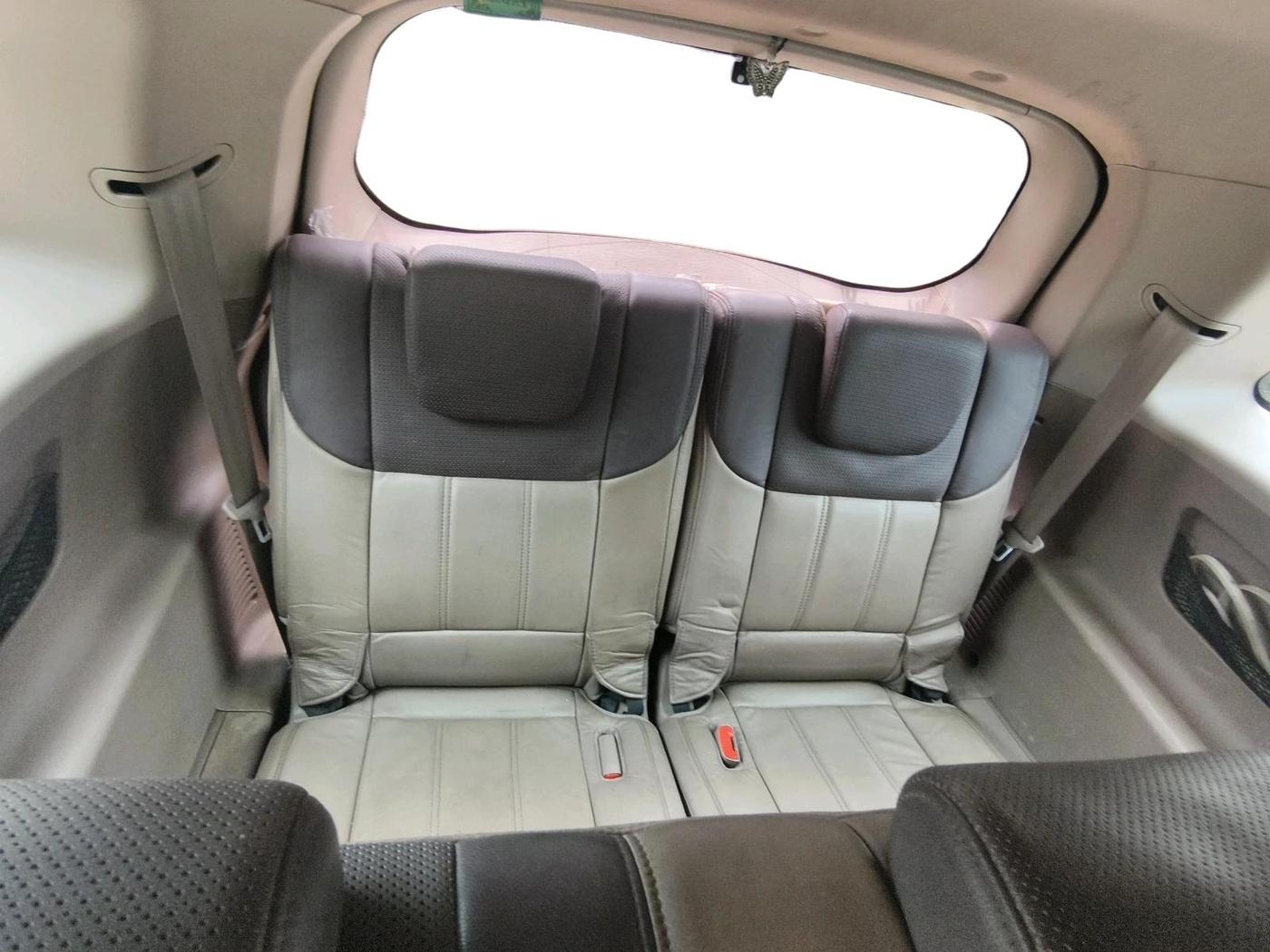 2015 Mahindra XUV500 W8, Diesel, Manual, 46,938 km, interior