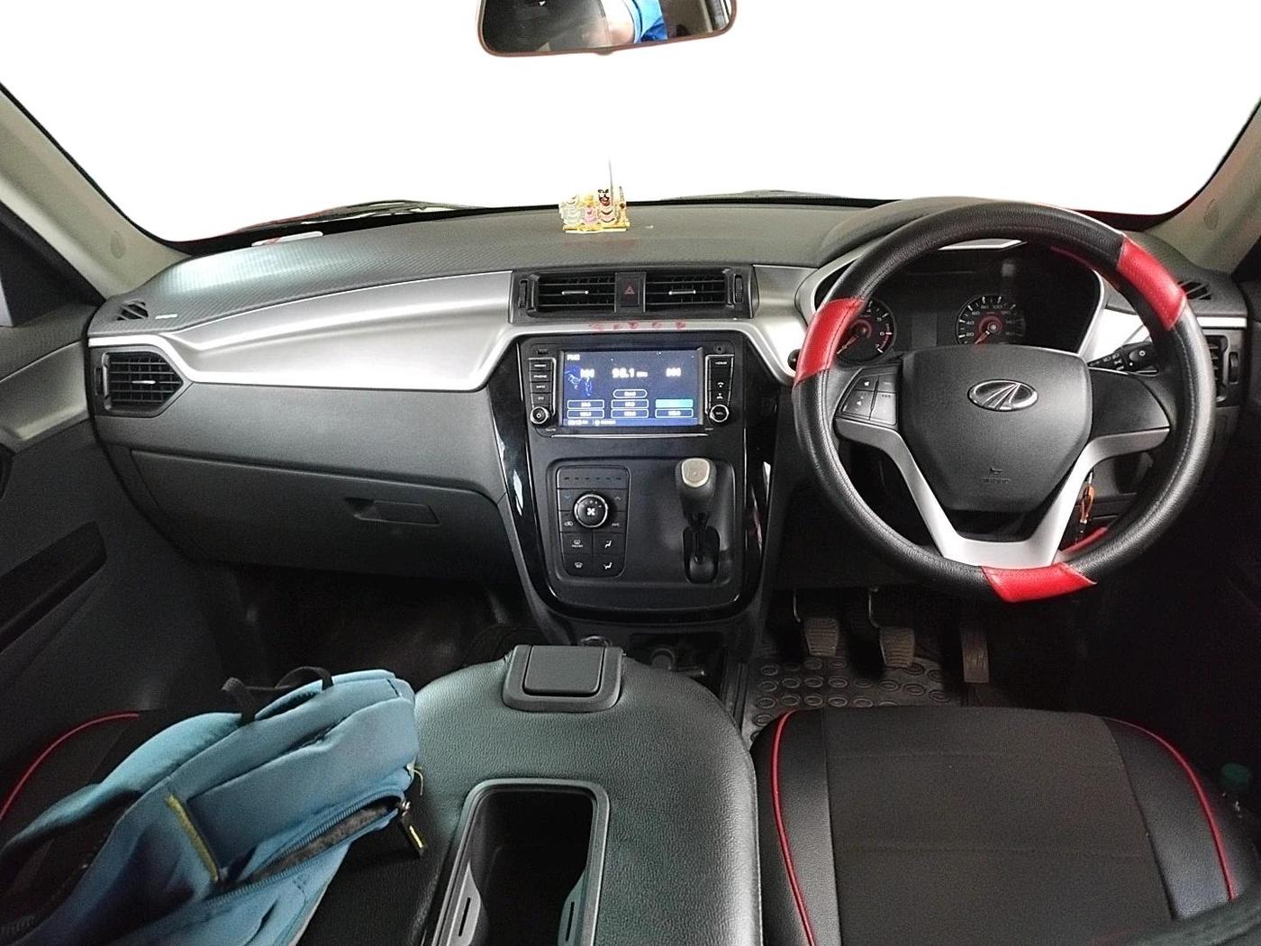 2017 Mahindra KUV 100 NXT K6+ P 6 STR, Petrol, Manual, 23,324 km, interior