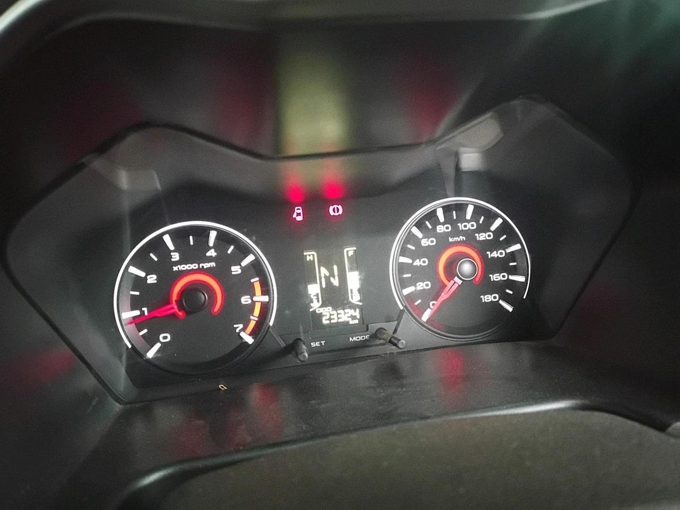 2017 Mahindra KUV 100 NXT K6+ P 6 STR, Petrol, Manual, 23,324 km, interior