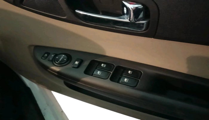 2013 Hyundai i20 MAGNA (O) 1.2, Petrol, Manual, 12,093 km, interior