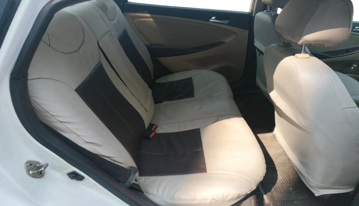 2013 Hyundai Verna FLUIDIC 1.6 VTVT EX, Petrol, Manual, 60,511 km, interior