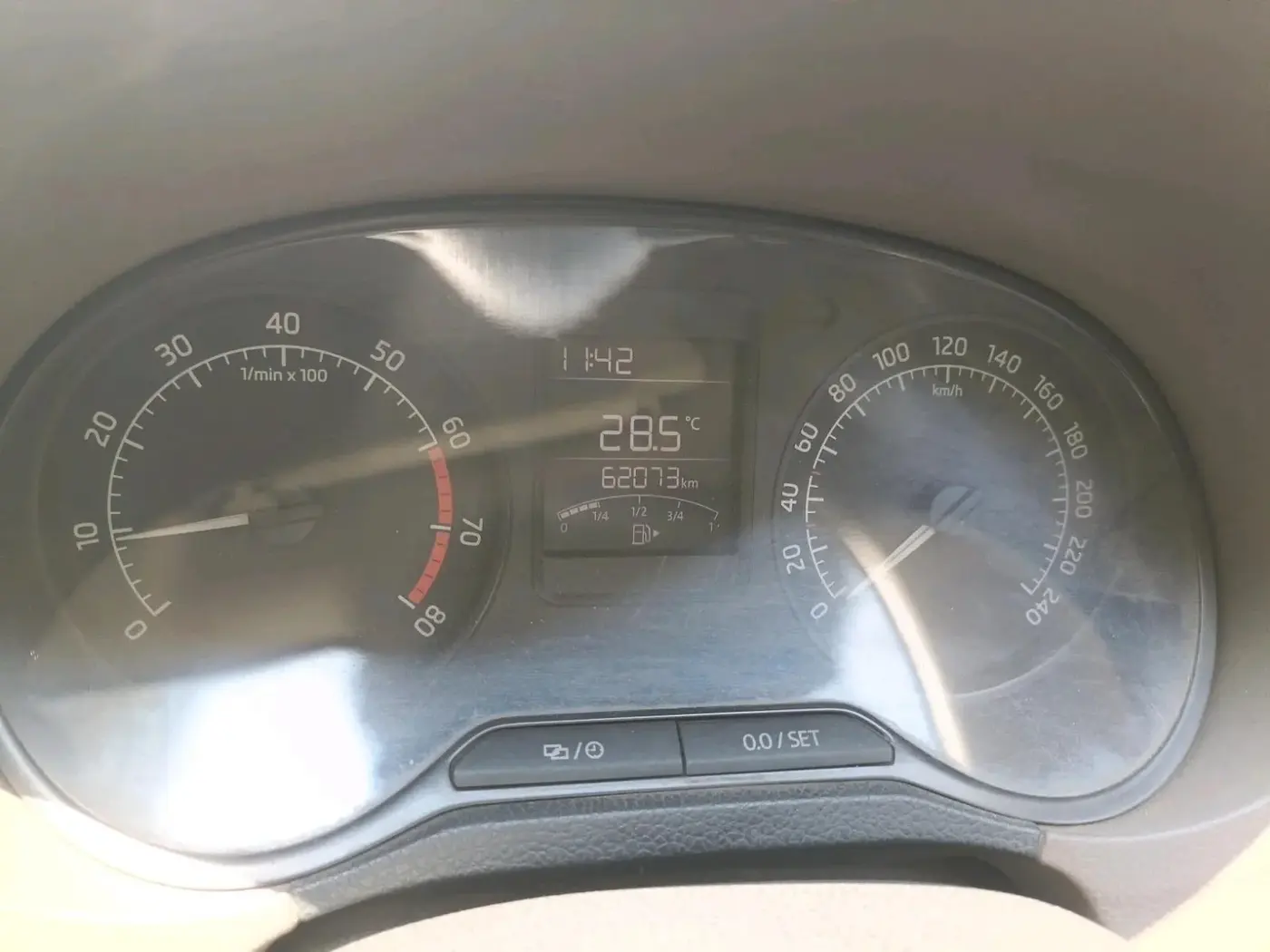2016 Skoda Rapid 1.6 MPI ACTIVE, Petrol, Manual, 62,073 km, interior