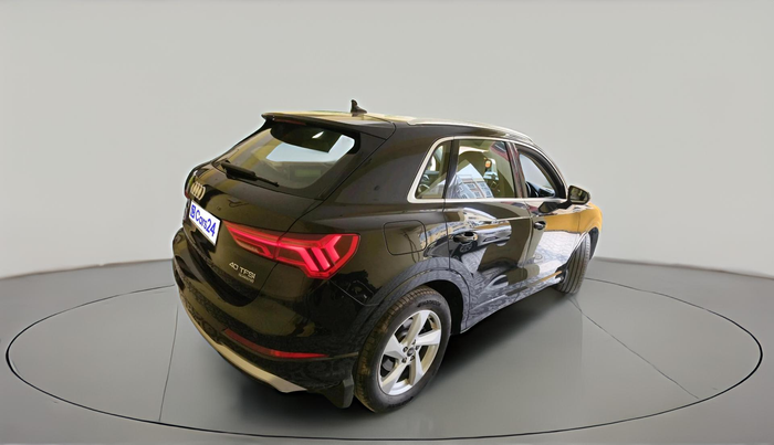 2024 Audi Q3 40 TFSI Technology, Petrol, Automatic, 13,850 km, exterior