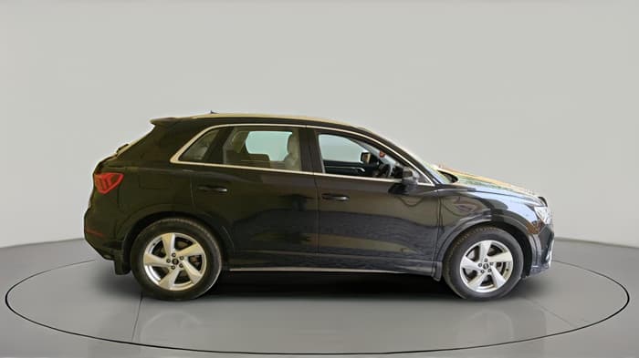 2024 Audi Q3 40 TFSI Technology, Petrol, Automatic, 13,850 km, exterior