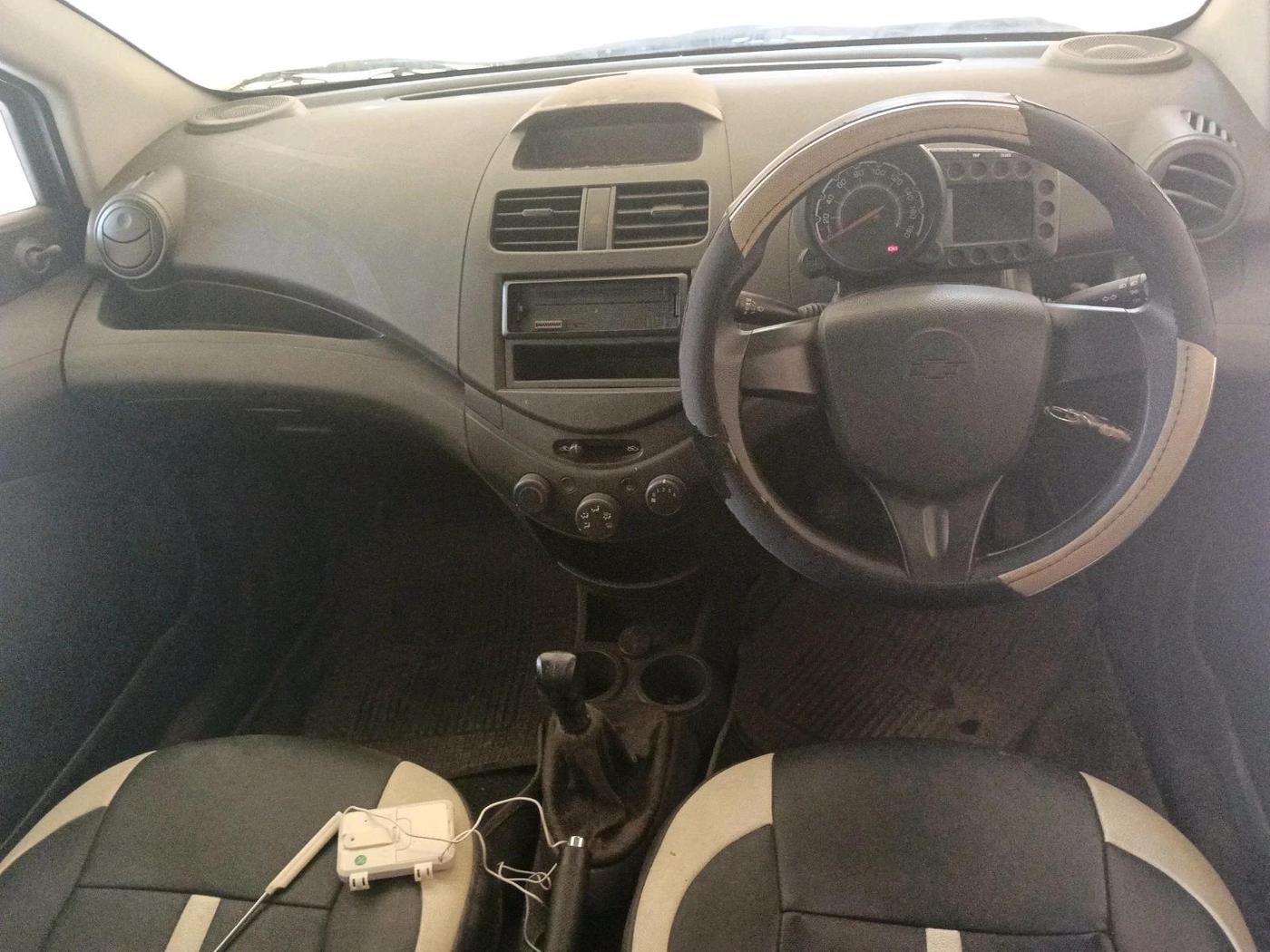 2011 Chevrolet Beat LS PETROL, Petrol, Manual, 25,470 km, interior