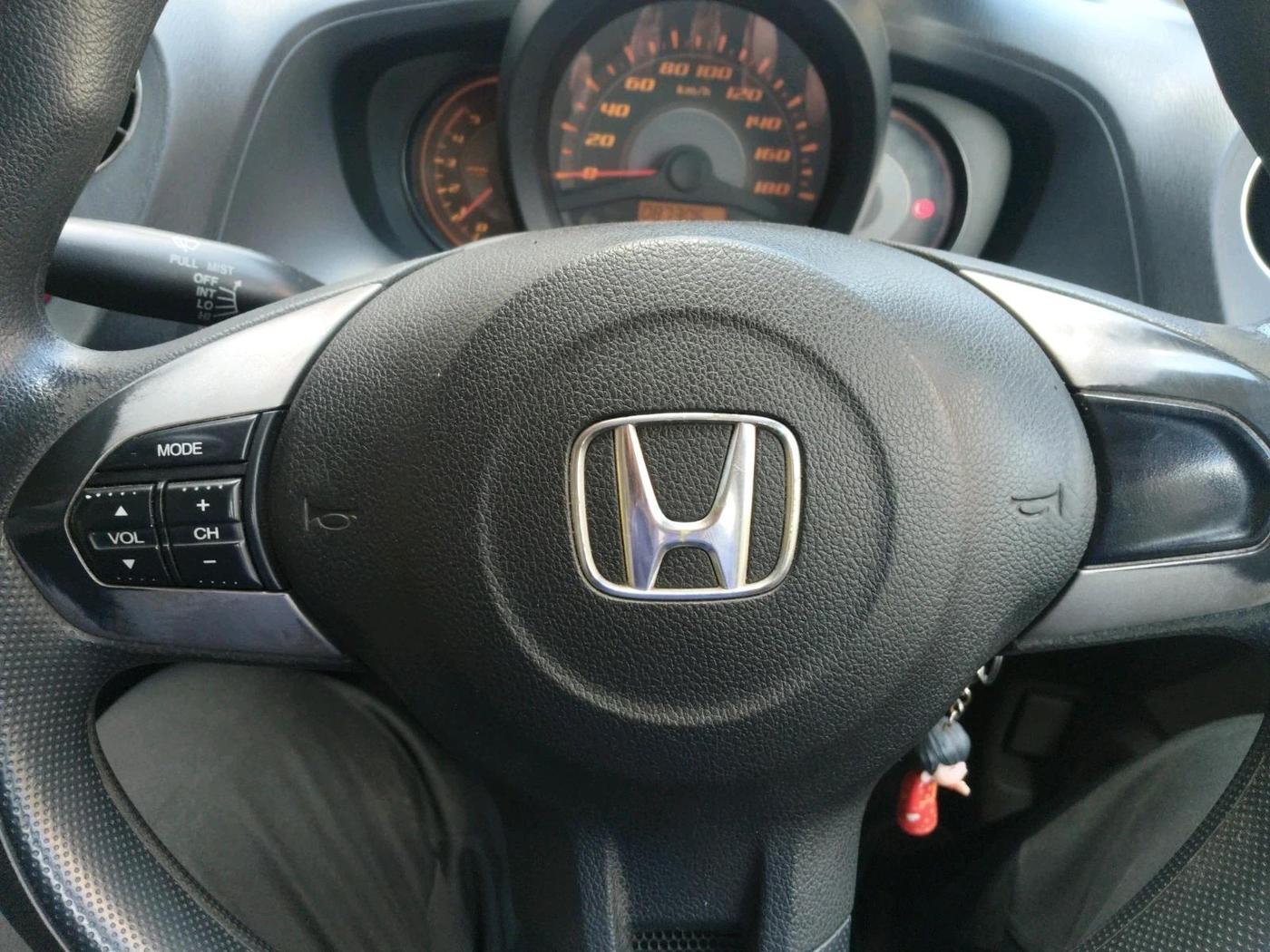2014 Honda Amaze 1.5L I-DTEC S, Diesel, Manual, 87,306 km, interior