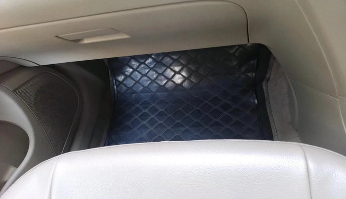 2016 Maruti Swift Dzire VDI, Diesel, Manual, 1,05,167 km, interior