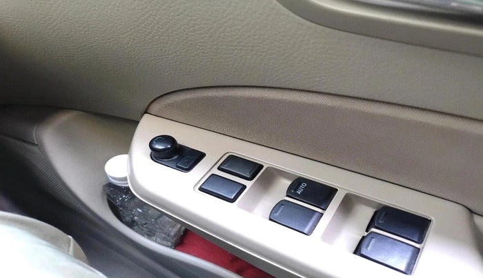 2016 Maruti Swift Dzire VDI, Diesel, Manual, 1,05,167 km, interior