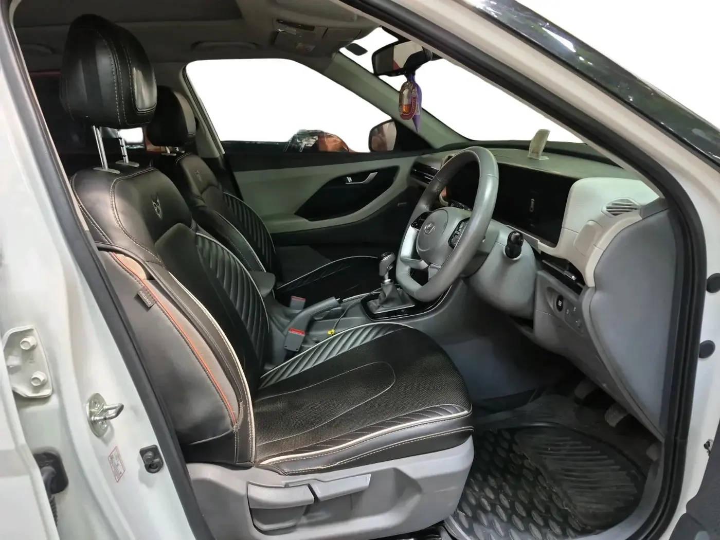 2024 Hyundai Creta SX TECH 1.5 PETROL, Petrol, Manual, 29,811 km, interior