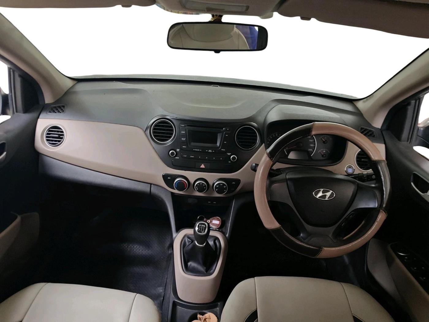 2014 Hyundai Grand i10 SPORTZ 1.2 KAPPA VTVT, Petrol, Manual, 21,108 km, interior