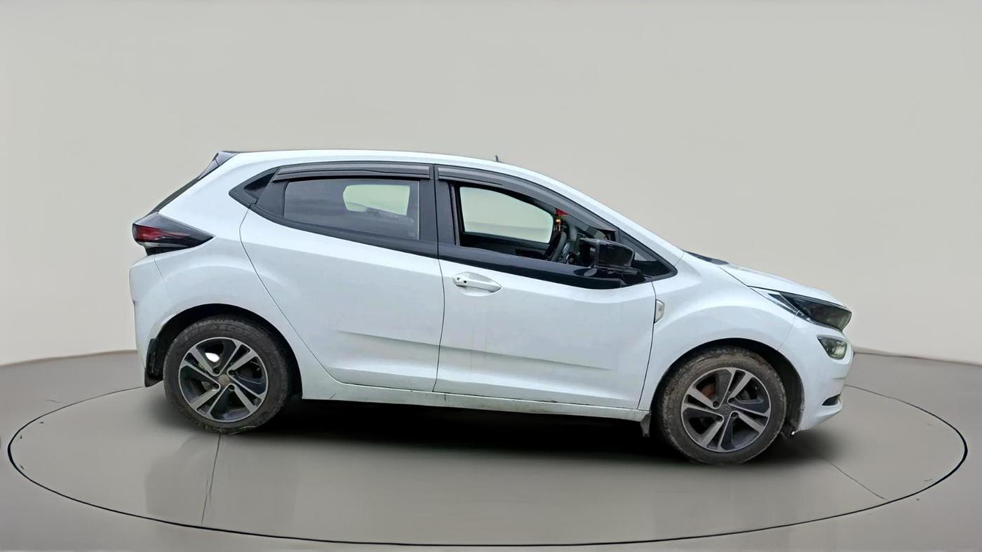 2021 Tata ALTROZ XT DIESEL, Diesel, Manual, 54,676 km, exterior