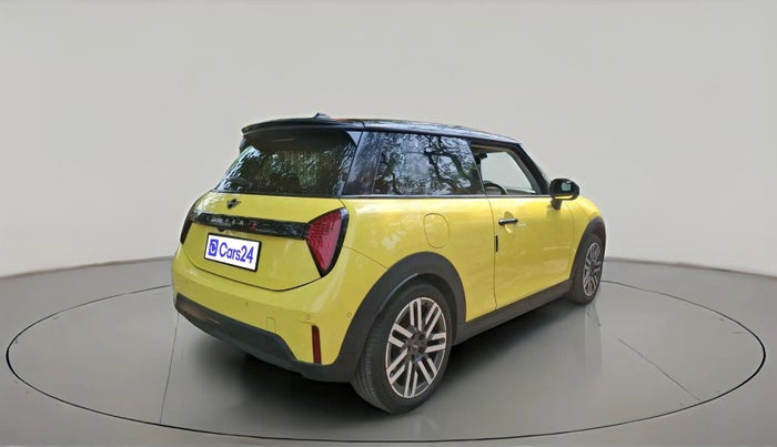 2024 Mini Cooper 2.0 Cooper S, Petrol, Automatic, 2,054 km, exterior