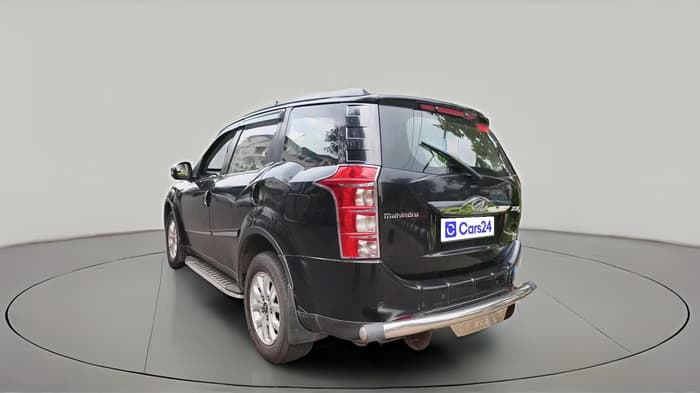 2015 Mahindra XUV500 W10, Diesel, Manual, 86,281 km, exterior