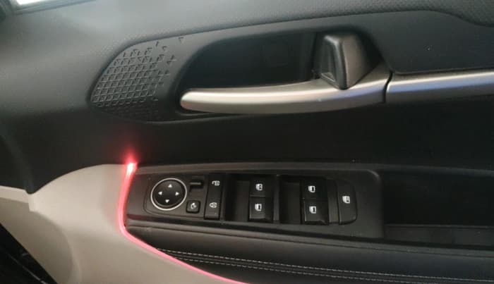 2023 KIA SONET HTX 1.0 IMT, Petrol, Manual, 27,909 km, interior