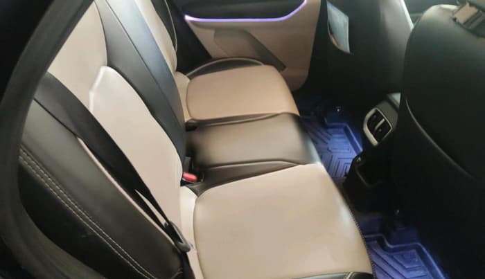 2023 KIA SONET HTX 1.0 IMT, Petrol, Manual, 27,909 km, interior