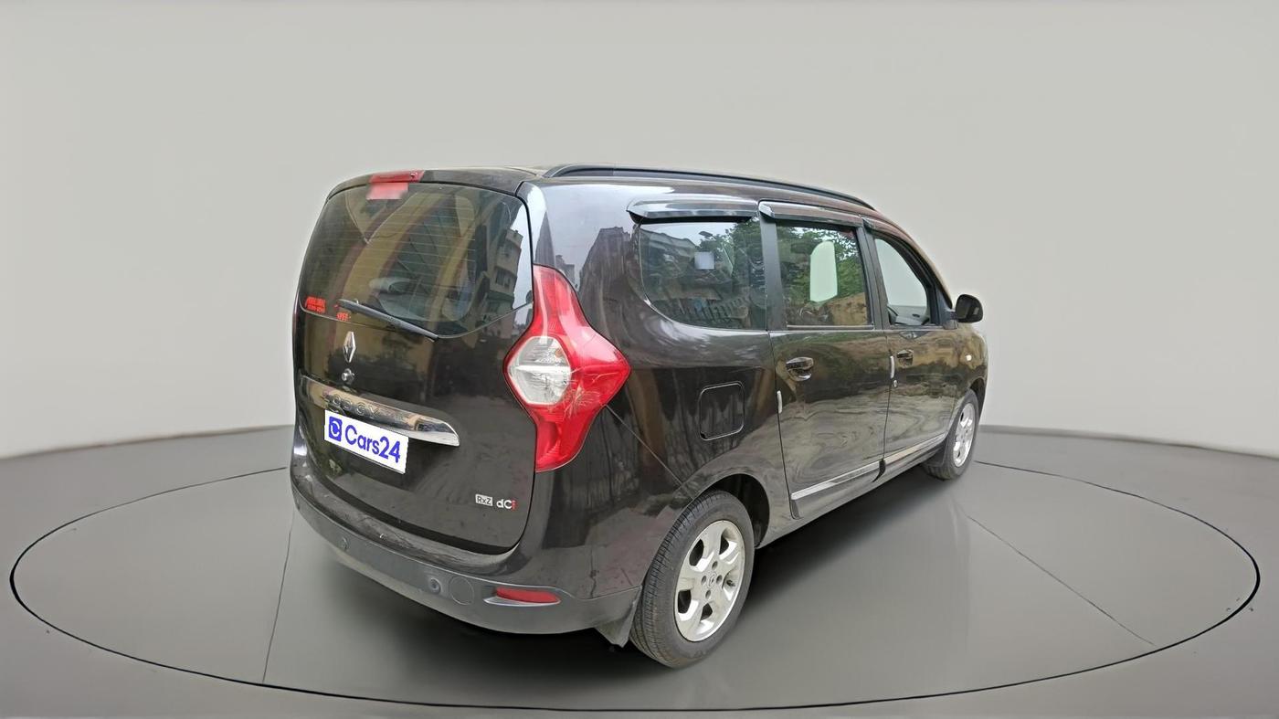 2015 Renault Lodgy 110 PS RXZ STEPWAY 7 STR, Diesel, Manual, 47,029 km, exterior
