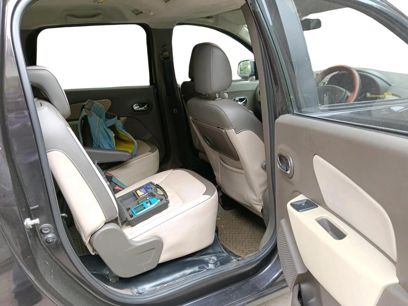 2015 Renault Lodgy 110 PS RXZ STEPWAY 7 STR, Diesel, Manual, 47,029 km, interior