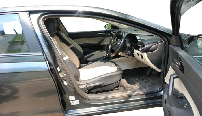 2022 Skoda SLAVIA AMBITION 1.0L TSI AT, Petrol, Automatic, 35,944 km, interior