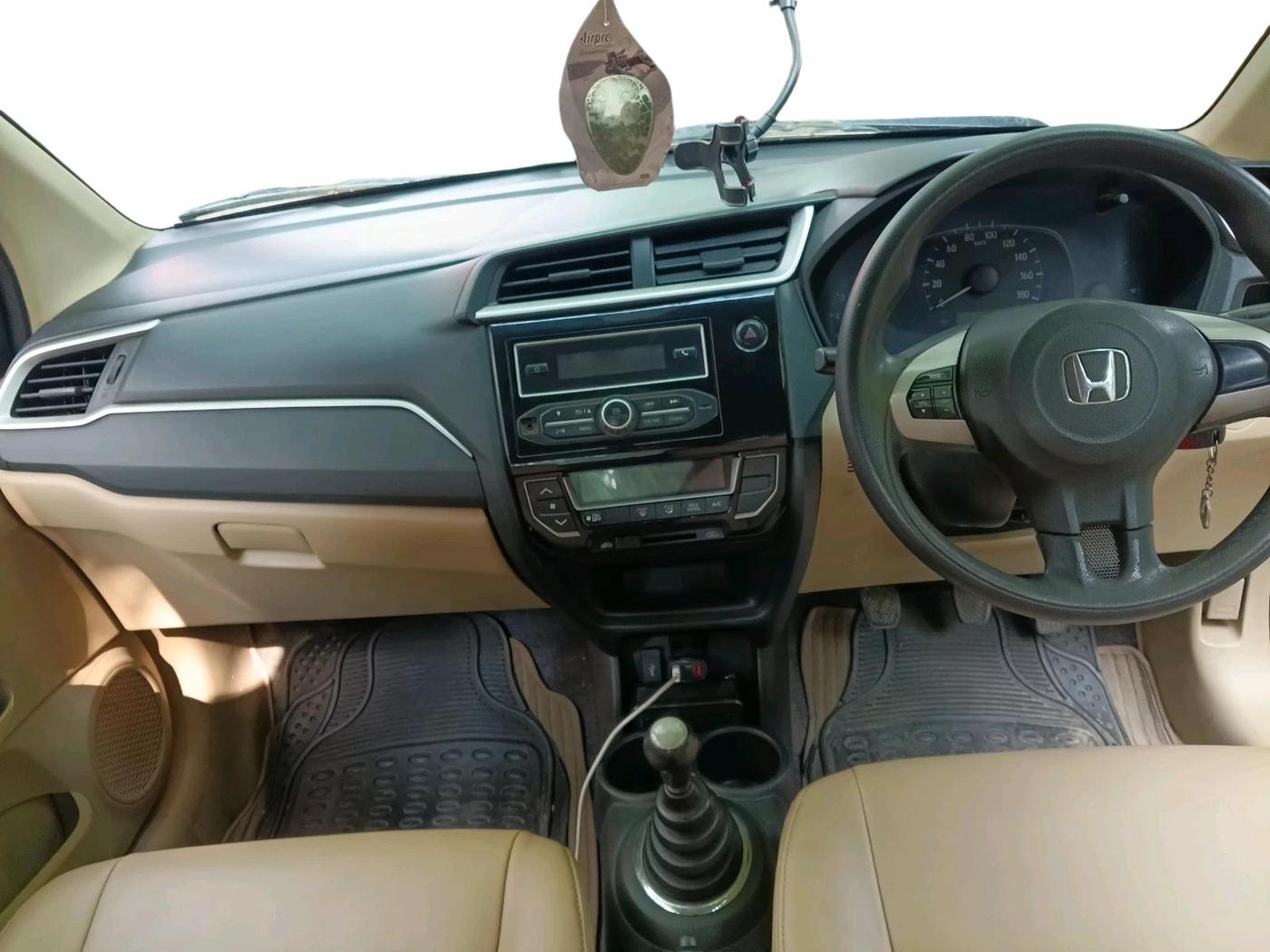 2017 Honda Amaze 1.5L I-DTEC S, Diesel, Manual, 96,608 km, interior