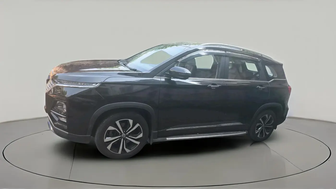2024 MG HECTOR PLUS SHARP PRO 1.5 PETROL TURBO CVT 7 STR, Petrol, Automatic, 11,978 km, exterior