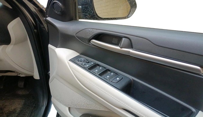 2025 KIA SONET HTK PLUS 1.2 PETROL MT, Petrol, Manual, 4,536 km, interior