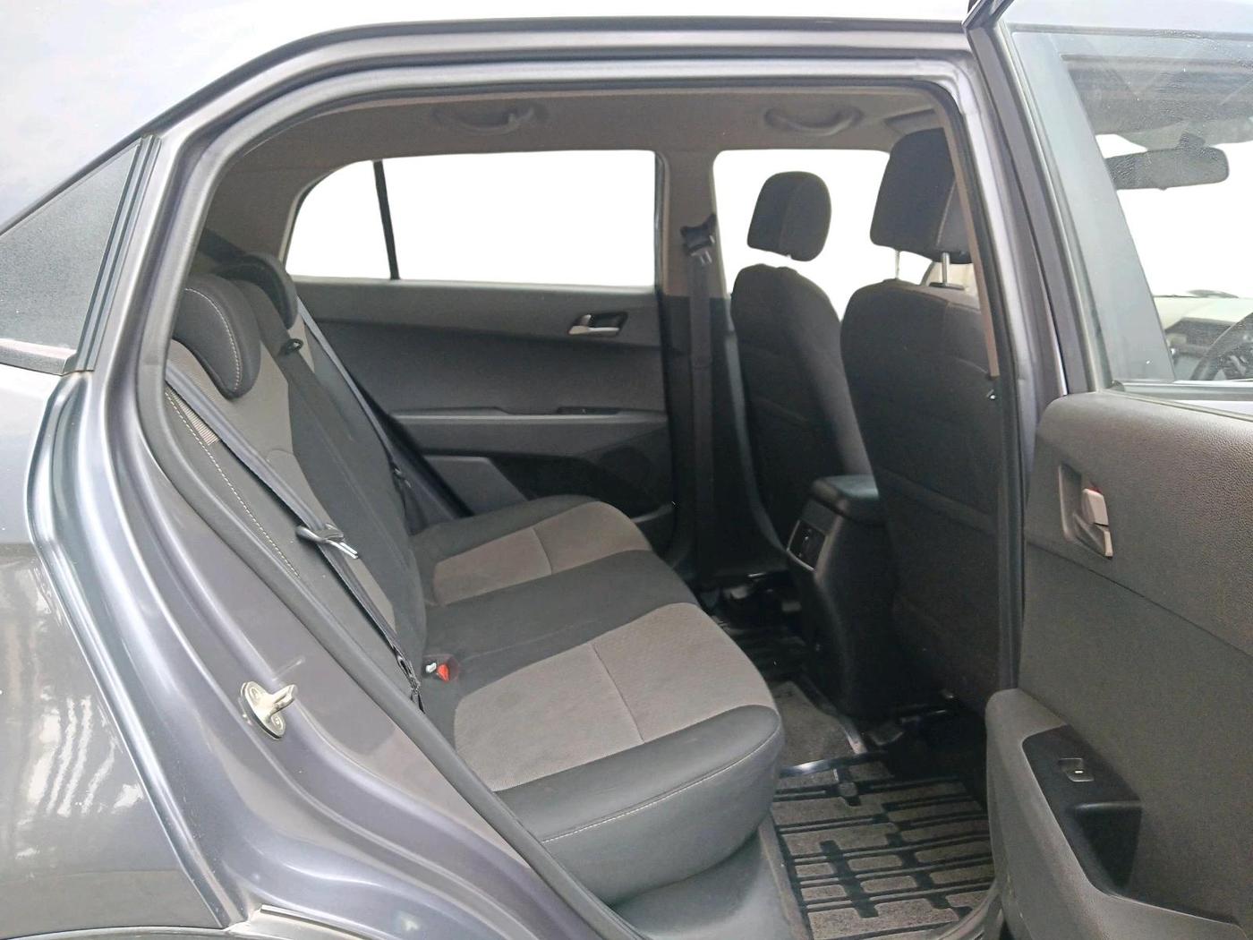 2017 Hyundai Creta SX PLUS 1.6 PETROL, Petrol, Manual, 51,755 km, interior