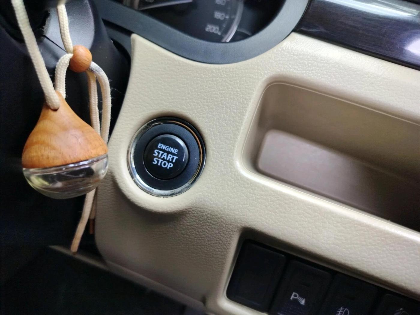 2014 Maruti Ciaz ZXI, Petrol, Manual, 1,16,221 km, interior