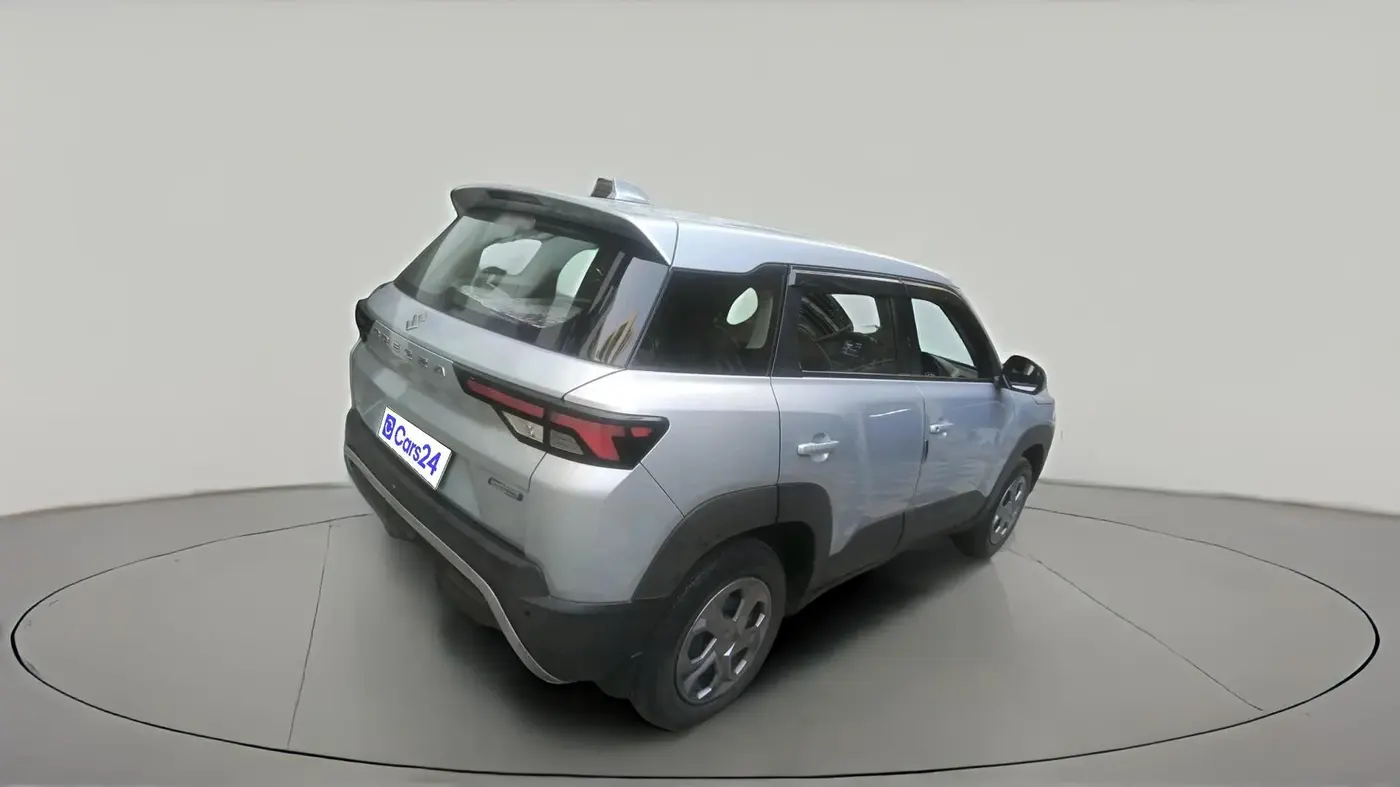 2023 Maruti BREZZA LXI SMART HYBRID, Petrol, Manual, 43,182 km, exterior