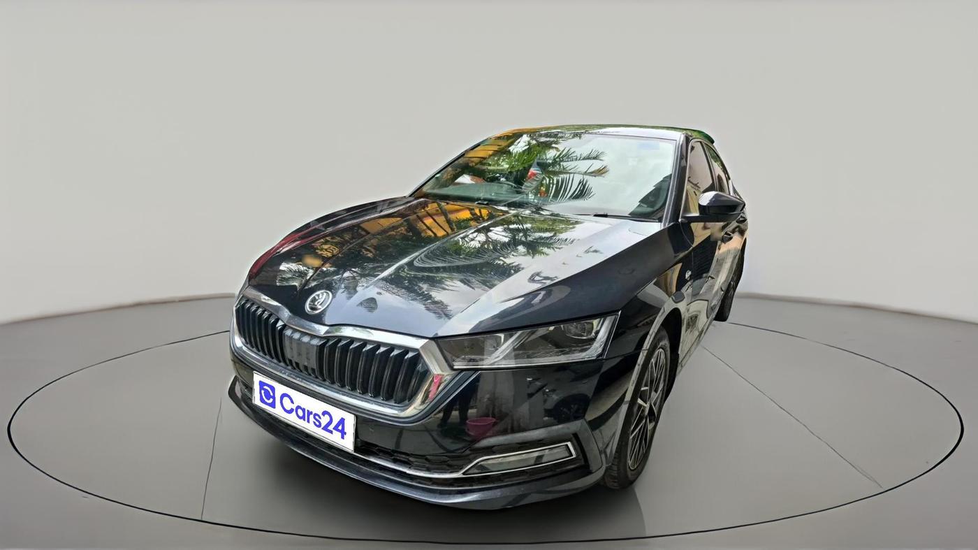 2022 Skoda Octavia L&K 2.0 AT, Petrol, Automatic, 14,223 km, exterior