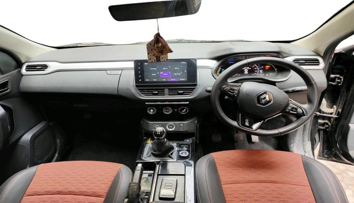 2024 Renault Kiger RXZ MT, Petrol, Manual, 3,321 km, interior