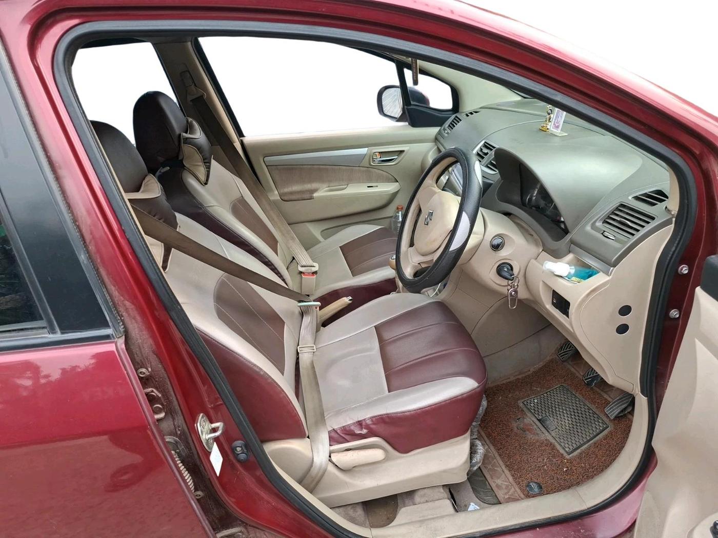 2013 Maruti Ertiga VXI, Petrol, Manual, interior