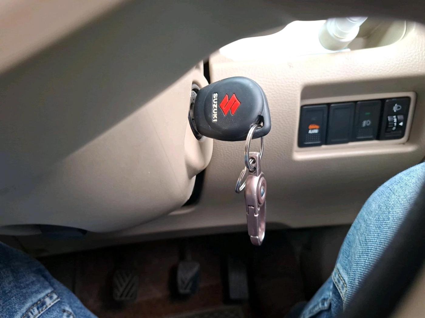 2013 Maruti Ertiga VXI, Petrol, Manual, interior