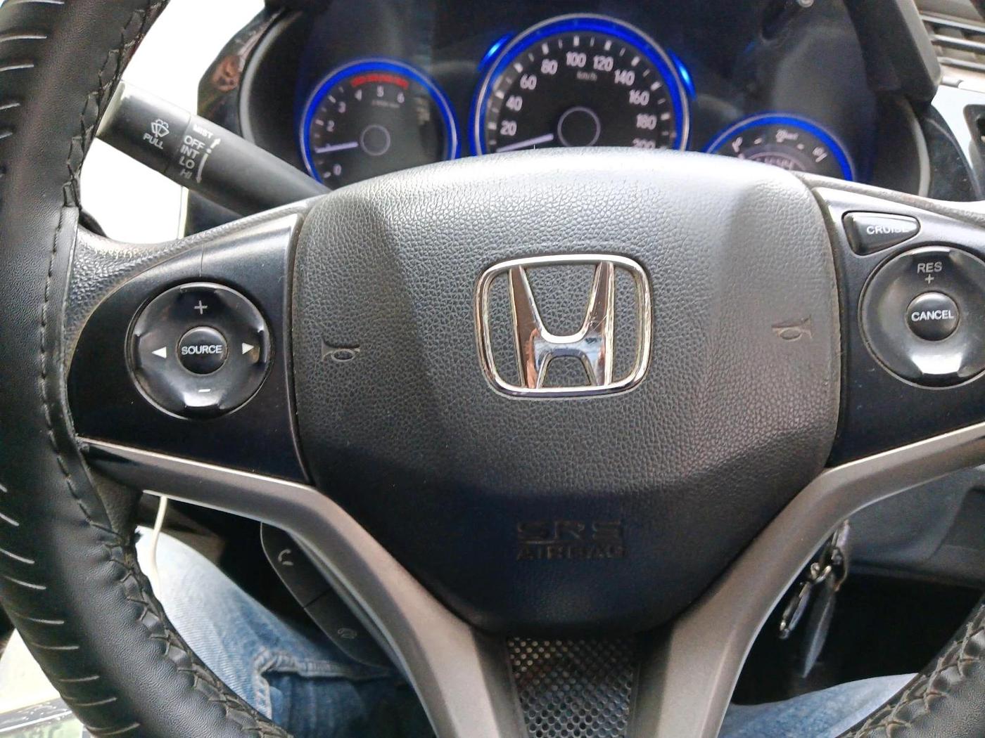 2015 Honda City 1.5L I-DTEC V, Diesel, Manual, 52,882 km, interior